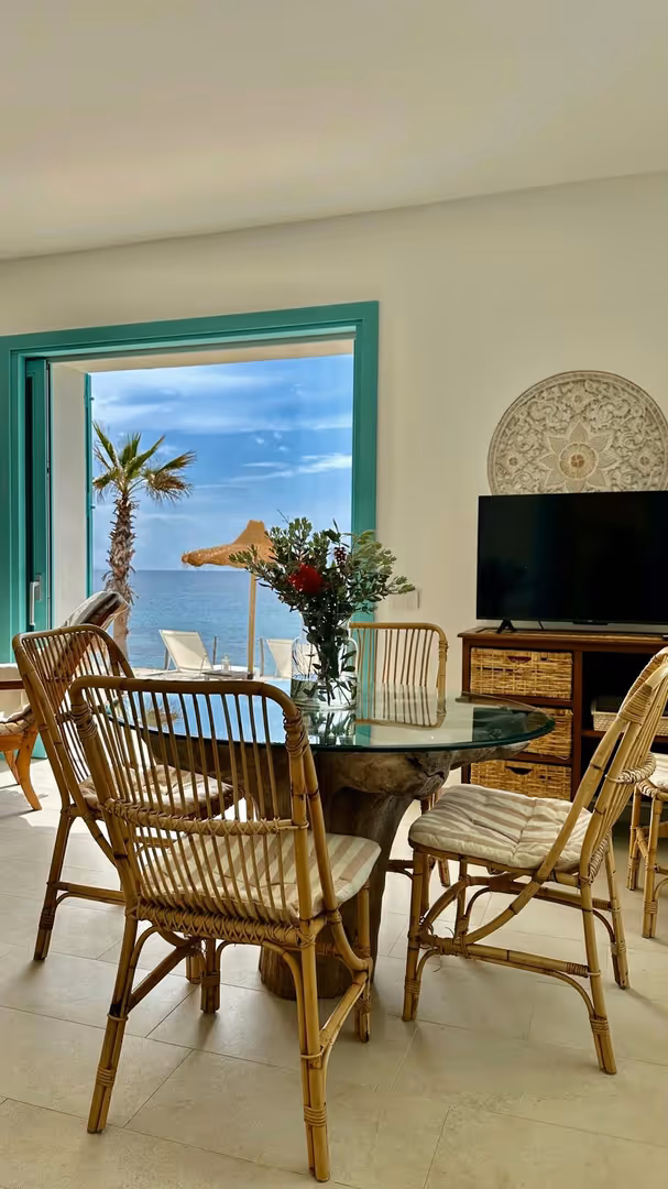 69bd73052e4db74a5231e6de villa azurella 0