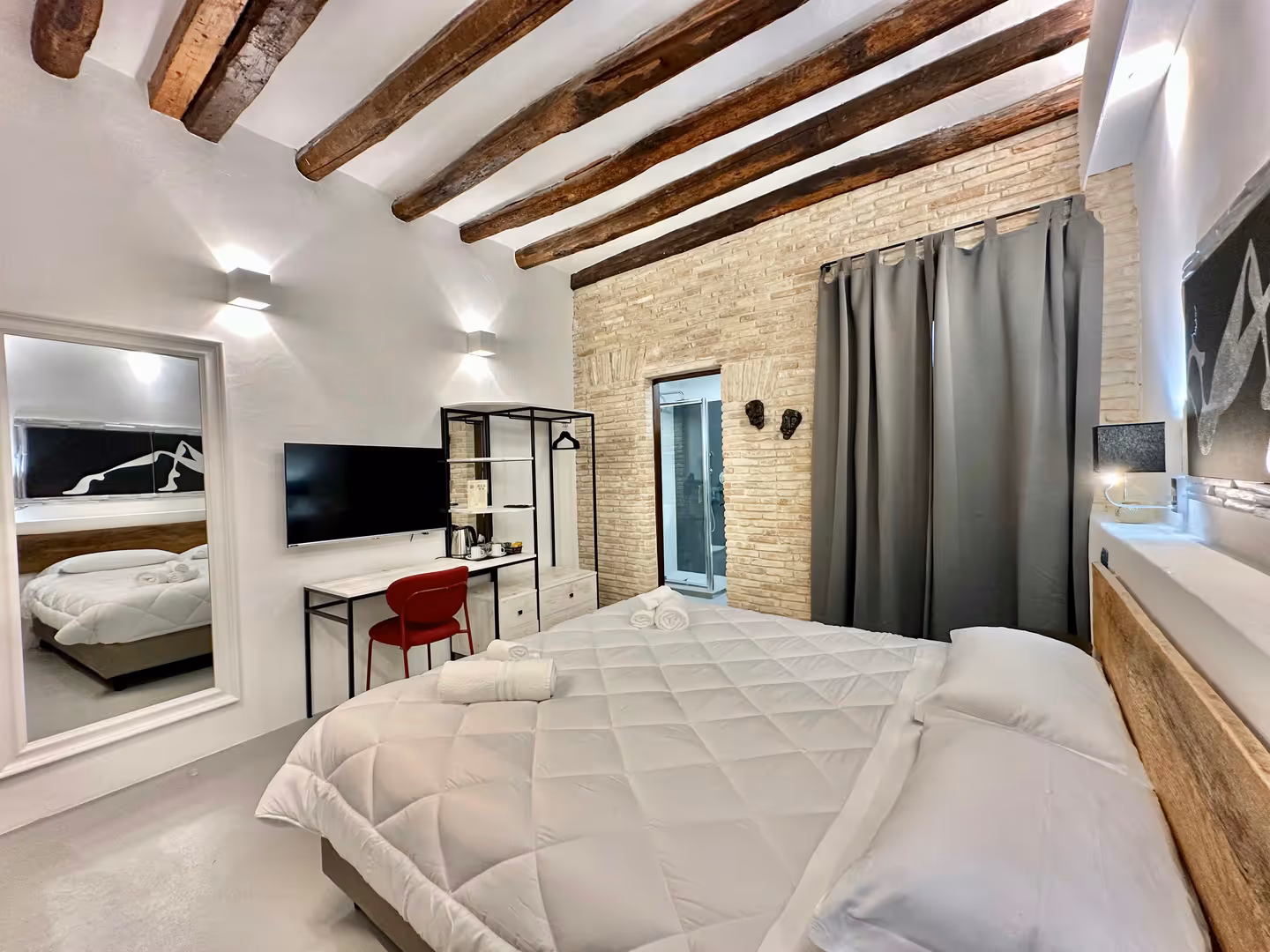 C&O Savoia Deluxe Rooms I