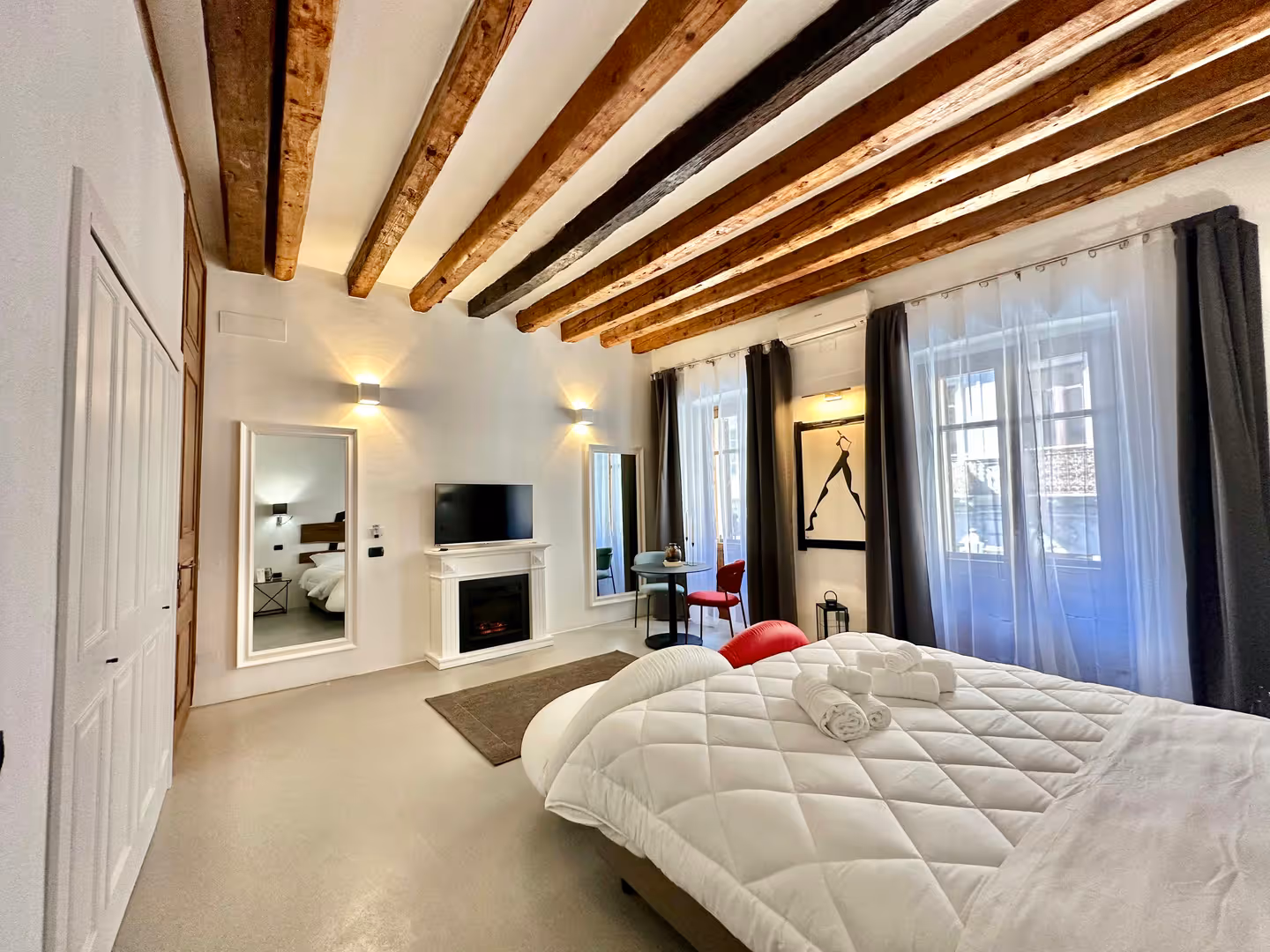 C&O Savoia Deluxe Rooms I