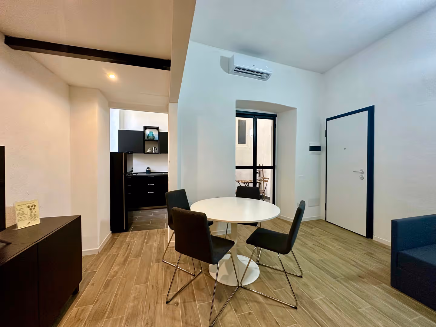 69bd73052e4db74a5231e7df my exclusive cavour 103 1