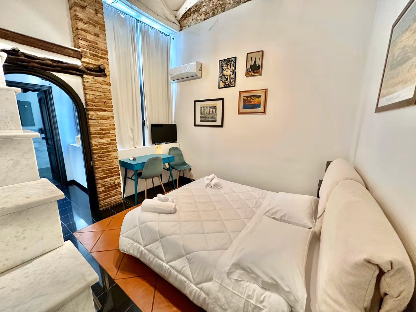 69bd73052e4db74a5231e7fa savoia deluxe rooms ii camera 5 3